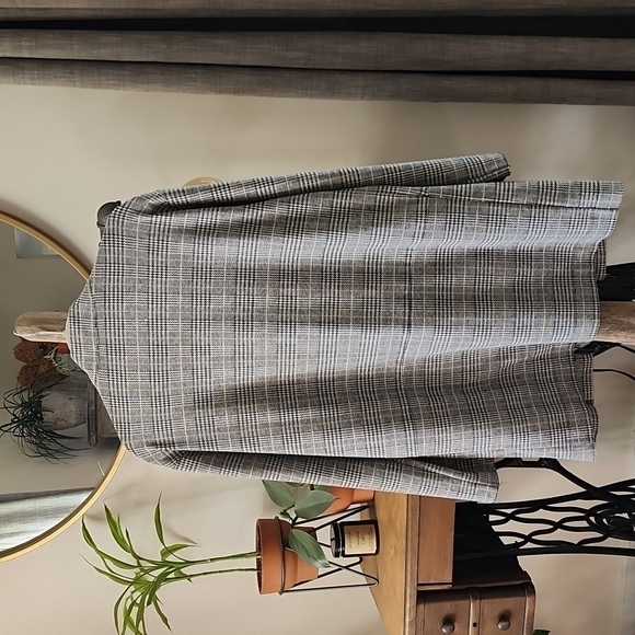 EXPRESS women's houndstooth blazer - Picture 6 of 6